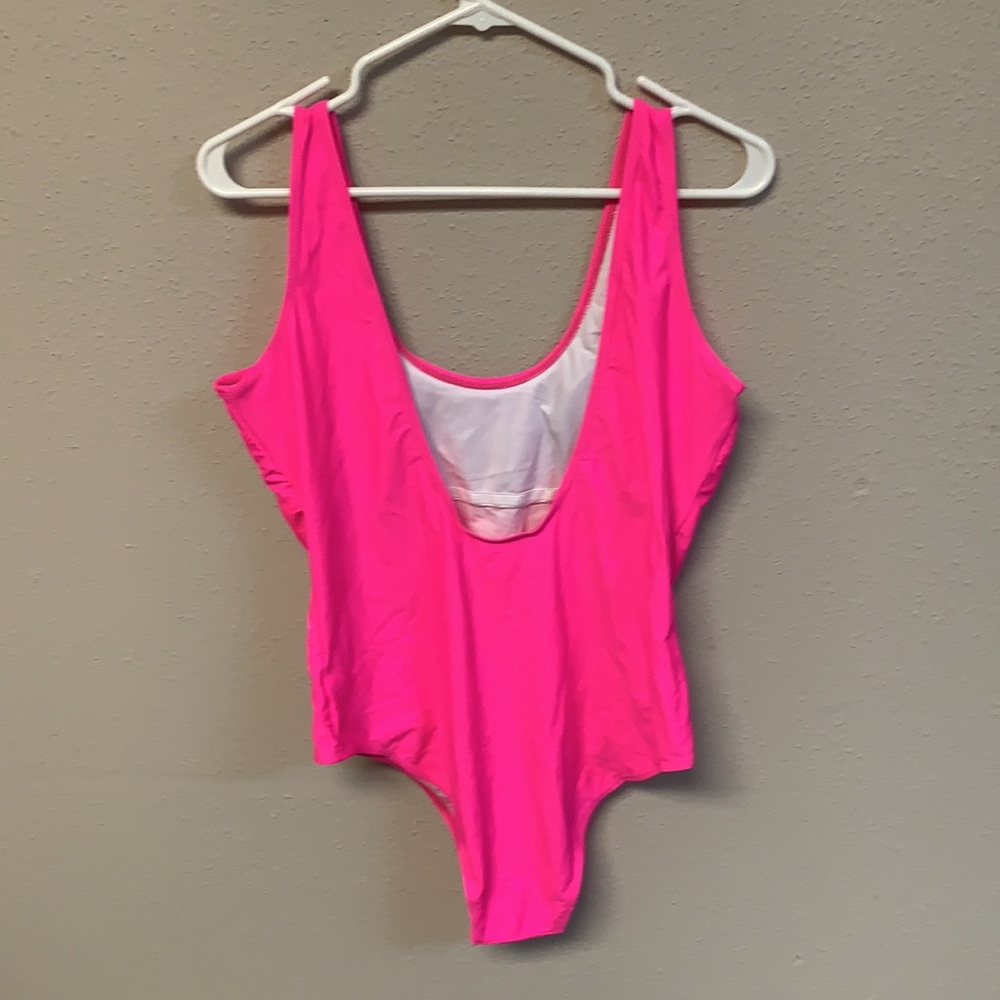 NWT XL bathing suit - Picture 2 of 4